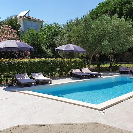 Merra Apartment *