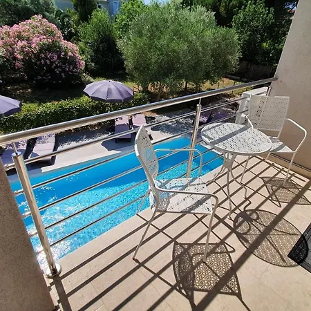 Merra Apartment *